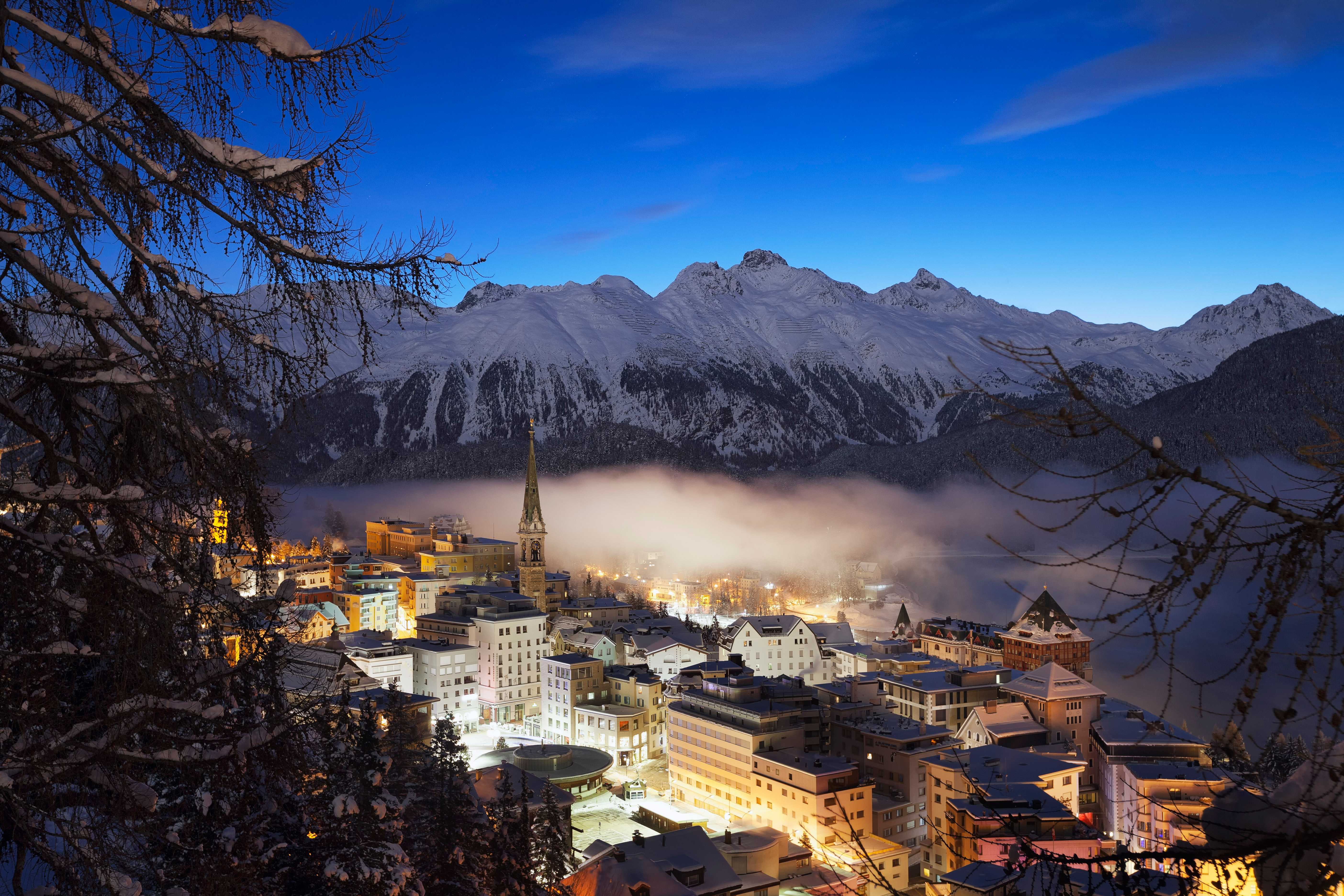 St. Moritz to Verona Private Transfer | Daytrip