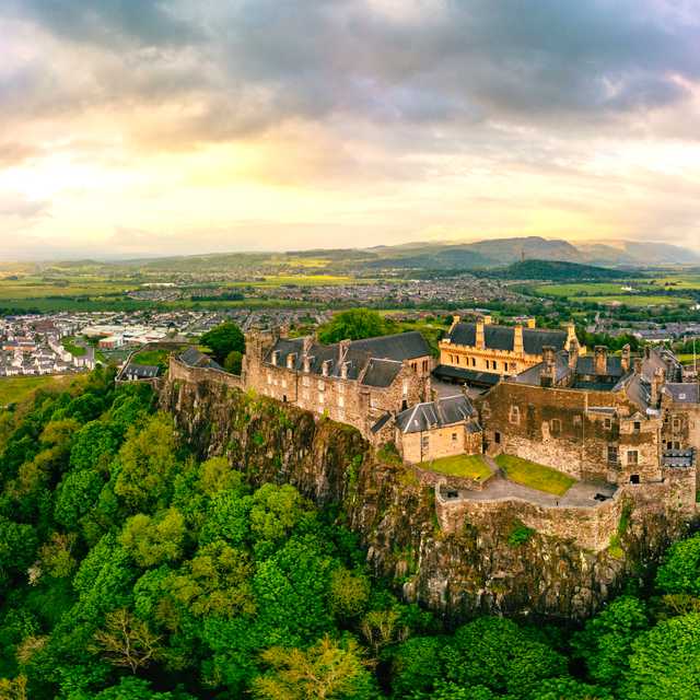 Scottish history essentials: Private day trip from Edinburgh