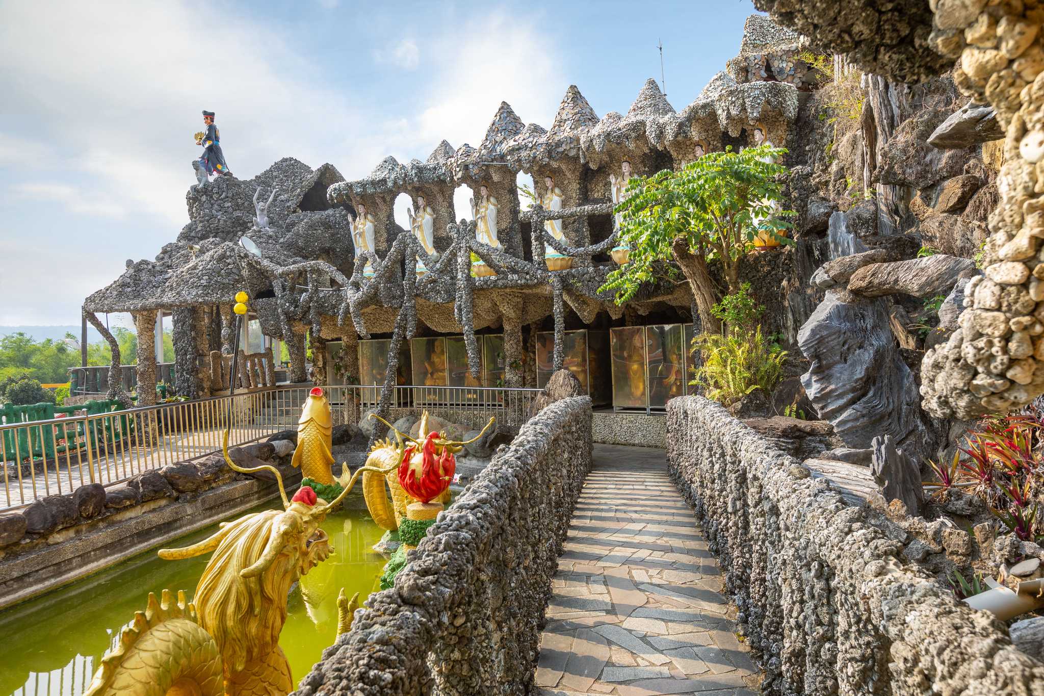 Visit Tianliao Stone Temple on the way from kaohsiung-tw to tainan-tw with Daytrip