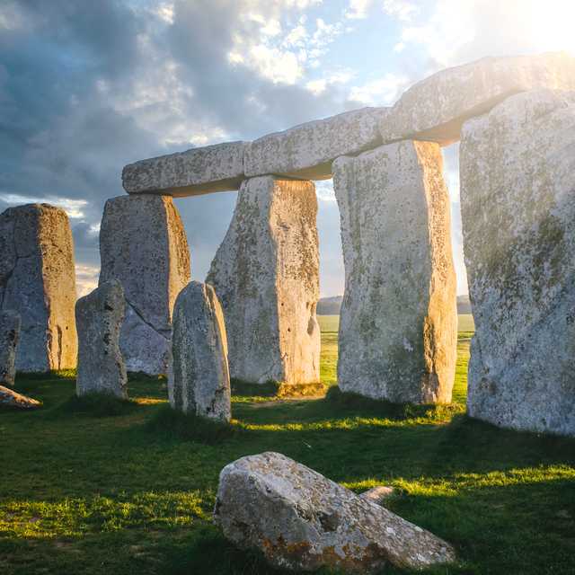 London to Stonehenge and Salisbury: Private, guided day tour