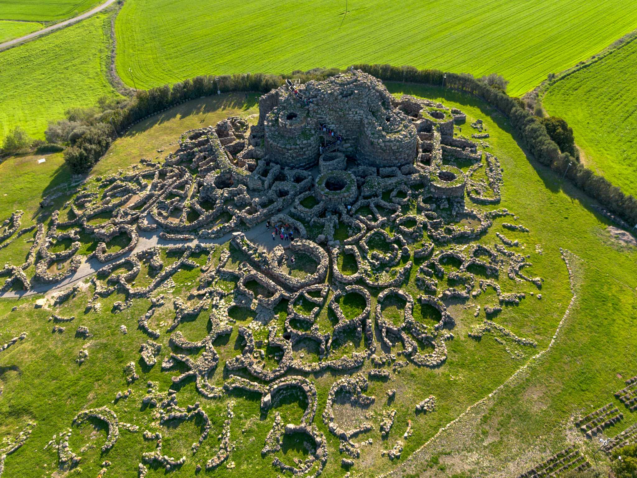 Arrêt de l'itinéraire à Su Nuraxi di Barumini lors d'une excursion privée d'une journée depuis Cagliari
