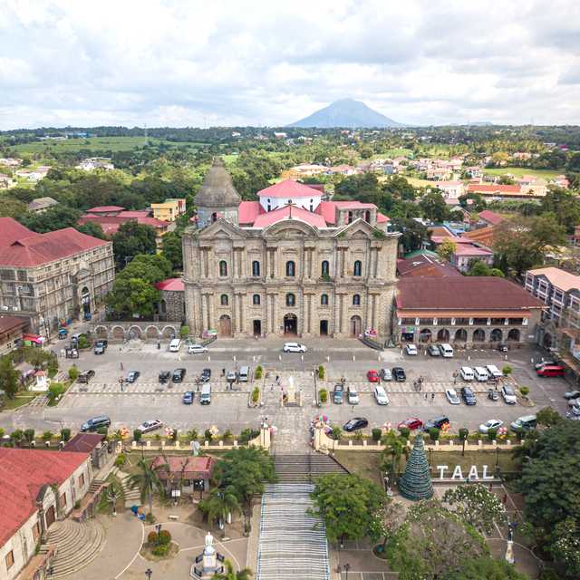 Taguig City to Taal and Lipa: Private day trip