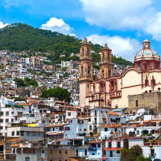 Puebla to Taxco and Grutas de Cacahuamilpa: Private day trip