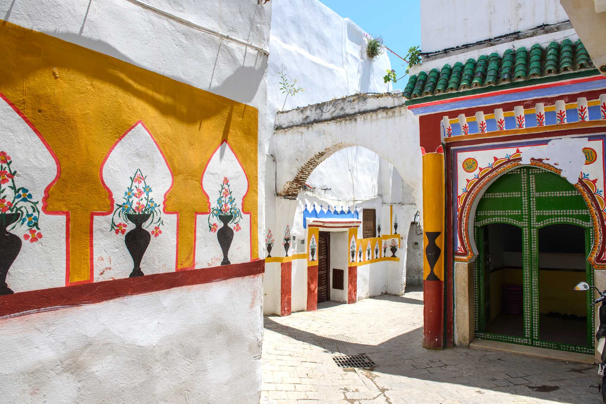 Tangier to Tetouan and Chefchaouen: Private day trip