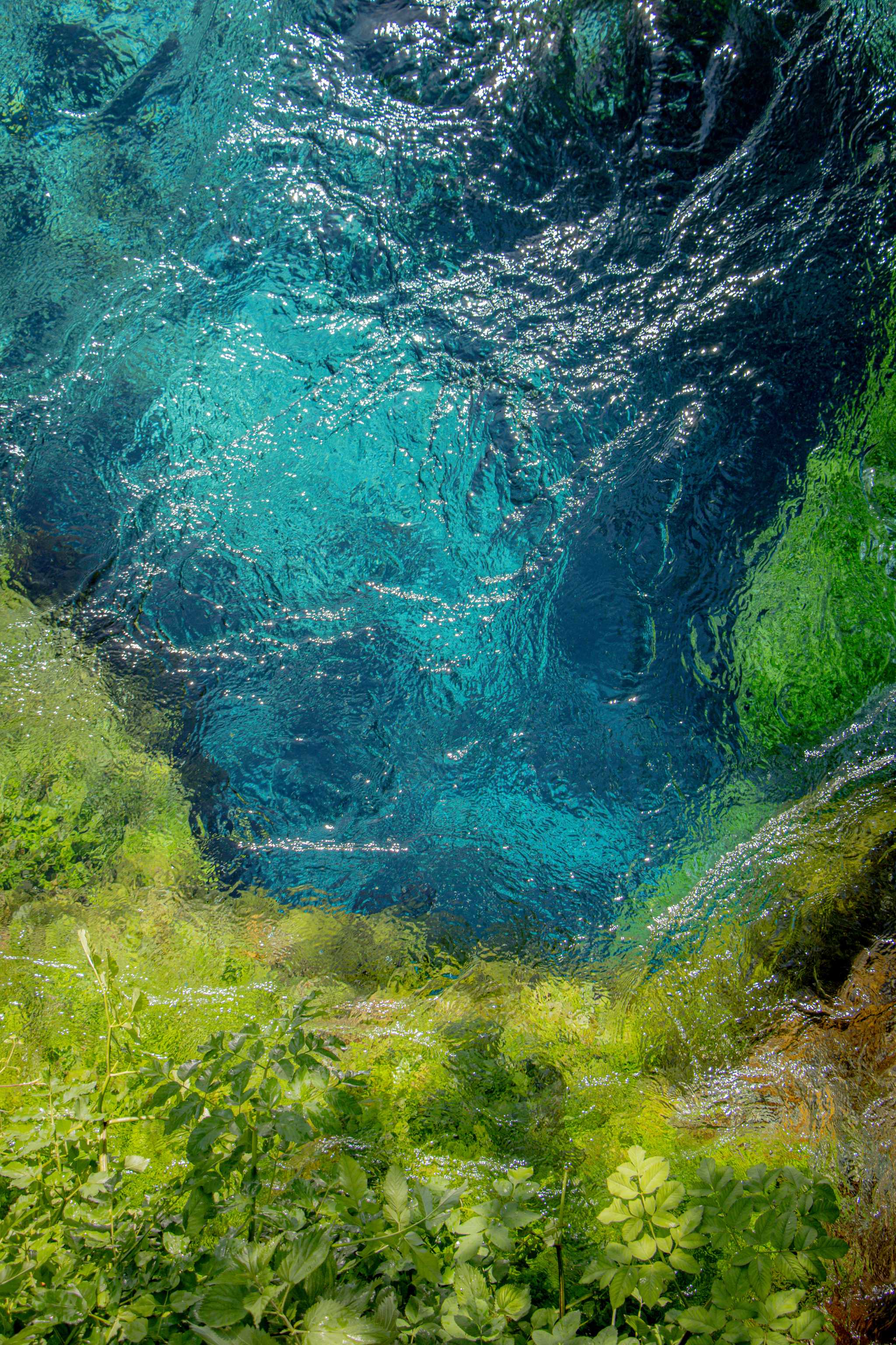 Saranda ์์ ์ถ๋ฐํ๋ ๊ฐ์ธ์ ์ธ ํ๋ฃจ ์ฌํ ์ค The Blue Eye ์ผ์ ์ ์ง