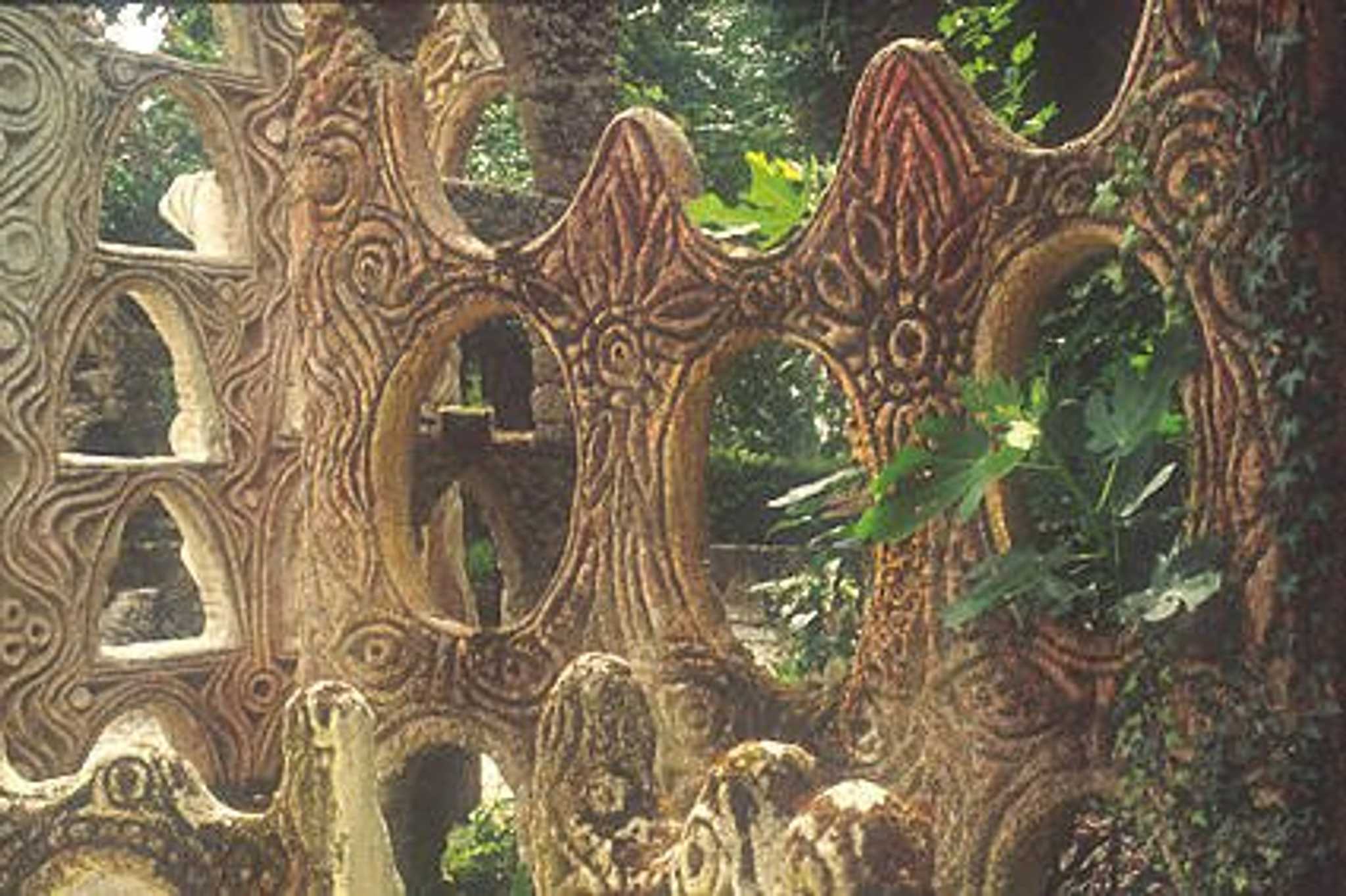 Visit The Sculpted House of Jacques Lucas on the way from rennes-fr to vannes-fr with Daytrip