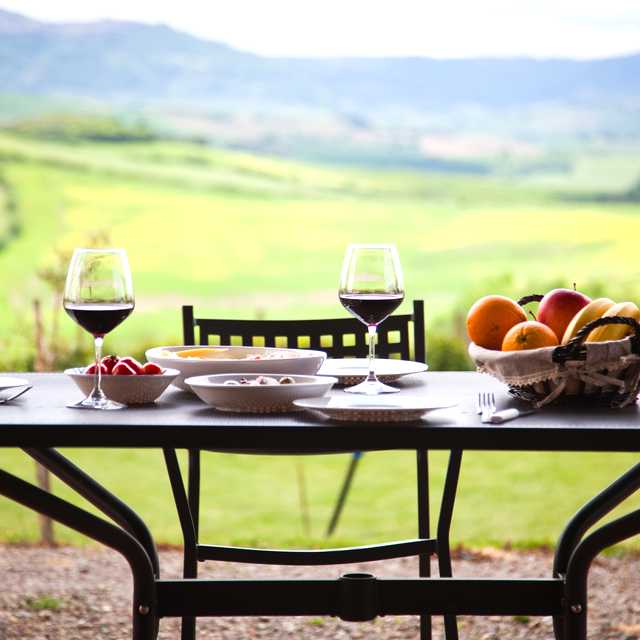 Corfu City to Theotoky Estate and Nisaki: Private day trip
