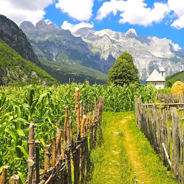 Podgorica to Theth: Private day trip