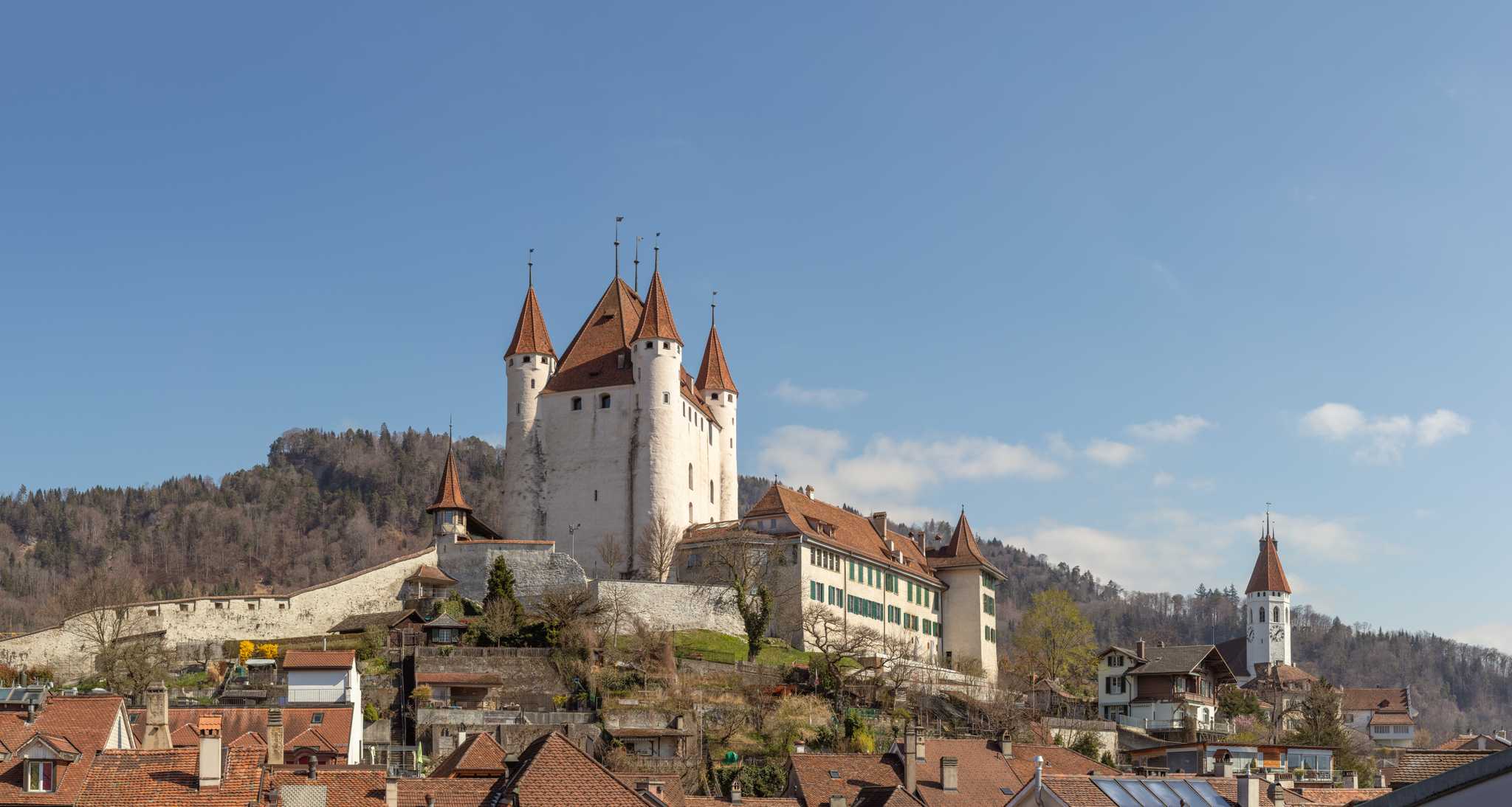 Private car transfer services in thun castle - scenic view on thun castle in Switzerland
