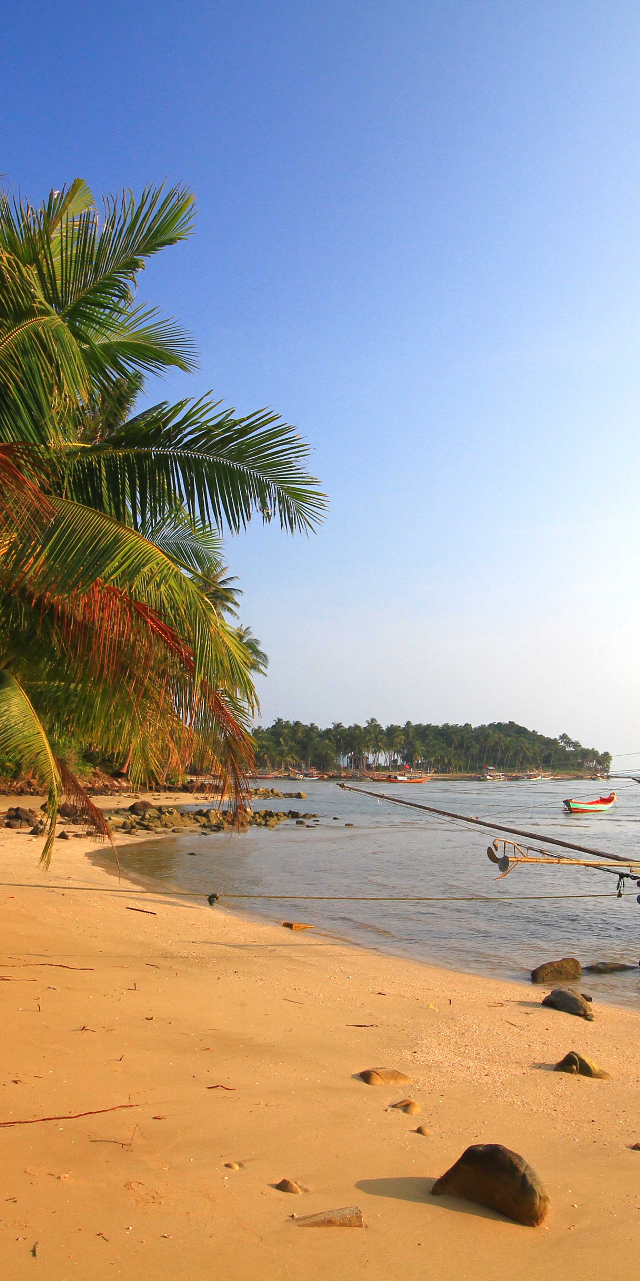 Thung Makham Noi Beach