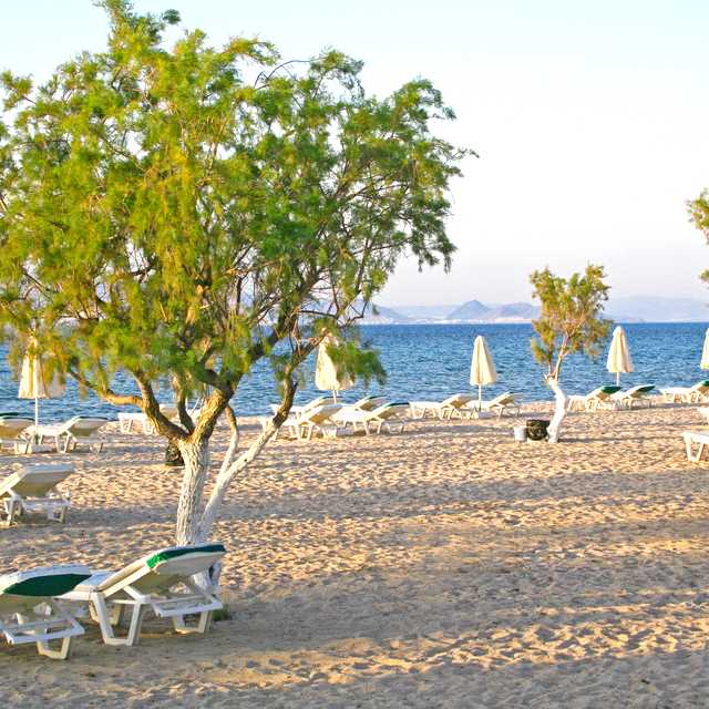 Kos to Tigkaki Beach and Palaio Pyli Castle: Day trip