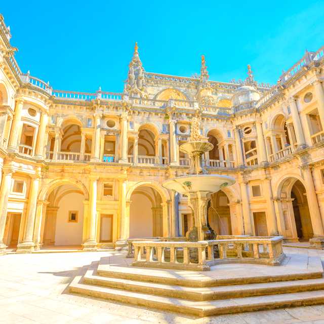 Lisbon to Templar sites: Private day trip