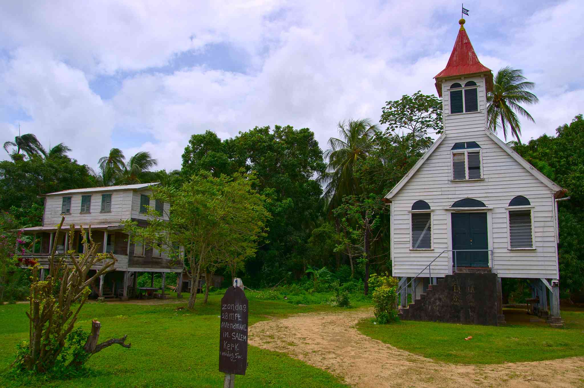 Scenic view of Totness - private day trip from Paramaribo - photo 2