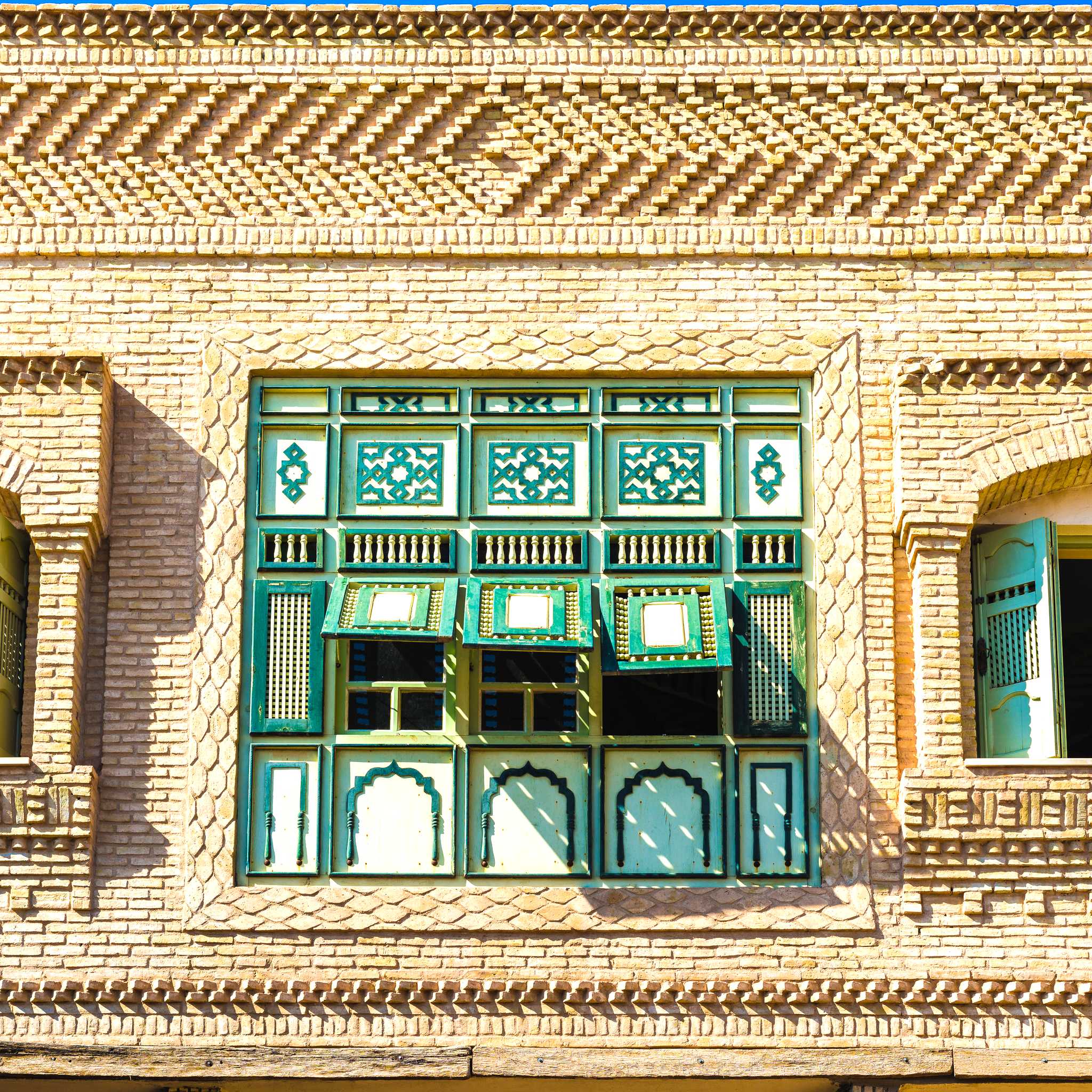 Private car transfers in Tunisia from Tozeur