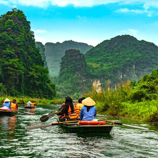 Hanoi to Trang An: Private day trip