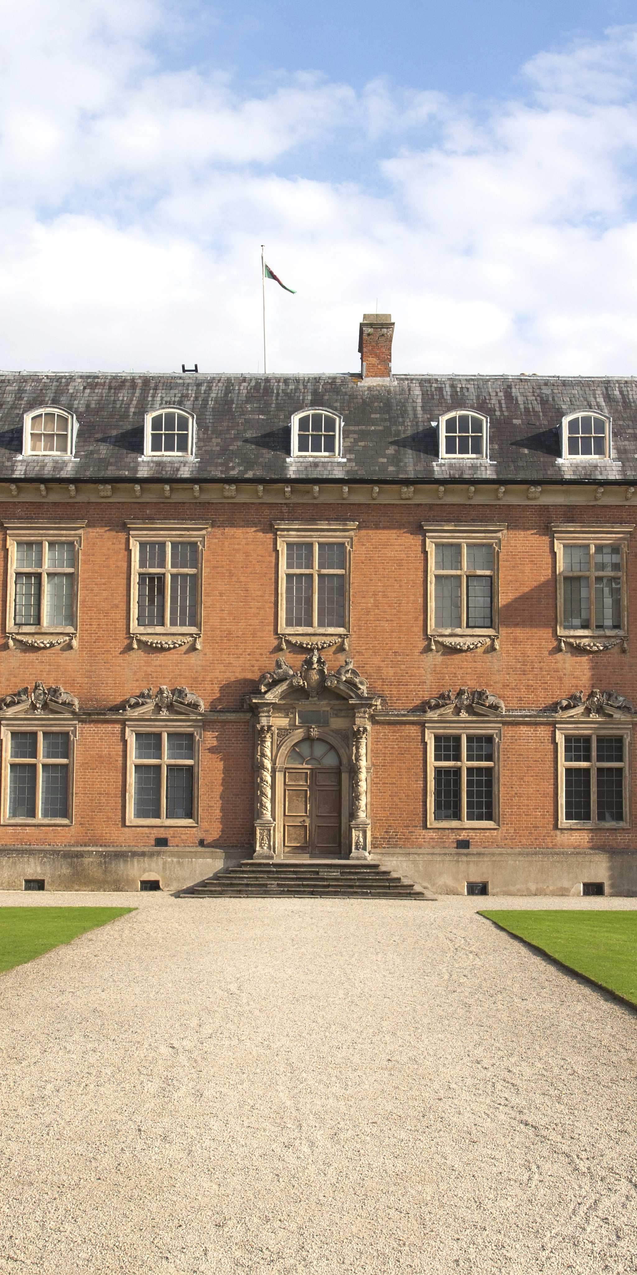 Tredegar House