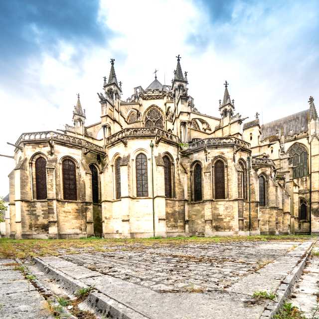 Reims to Troyes and Arcis-sur-Aube: Private day trip