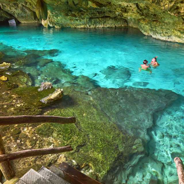 Puerto Aventuras to Cenotes: Private day trip