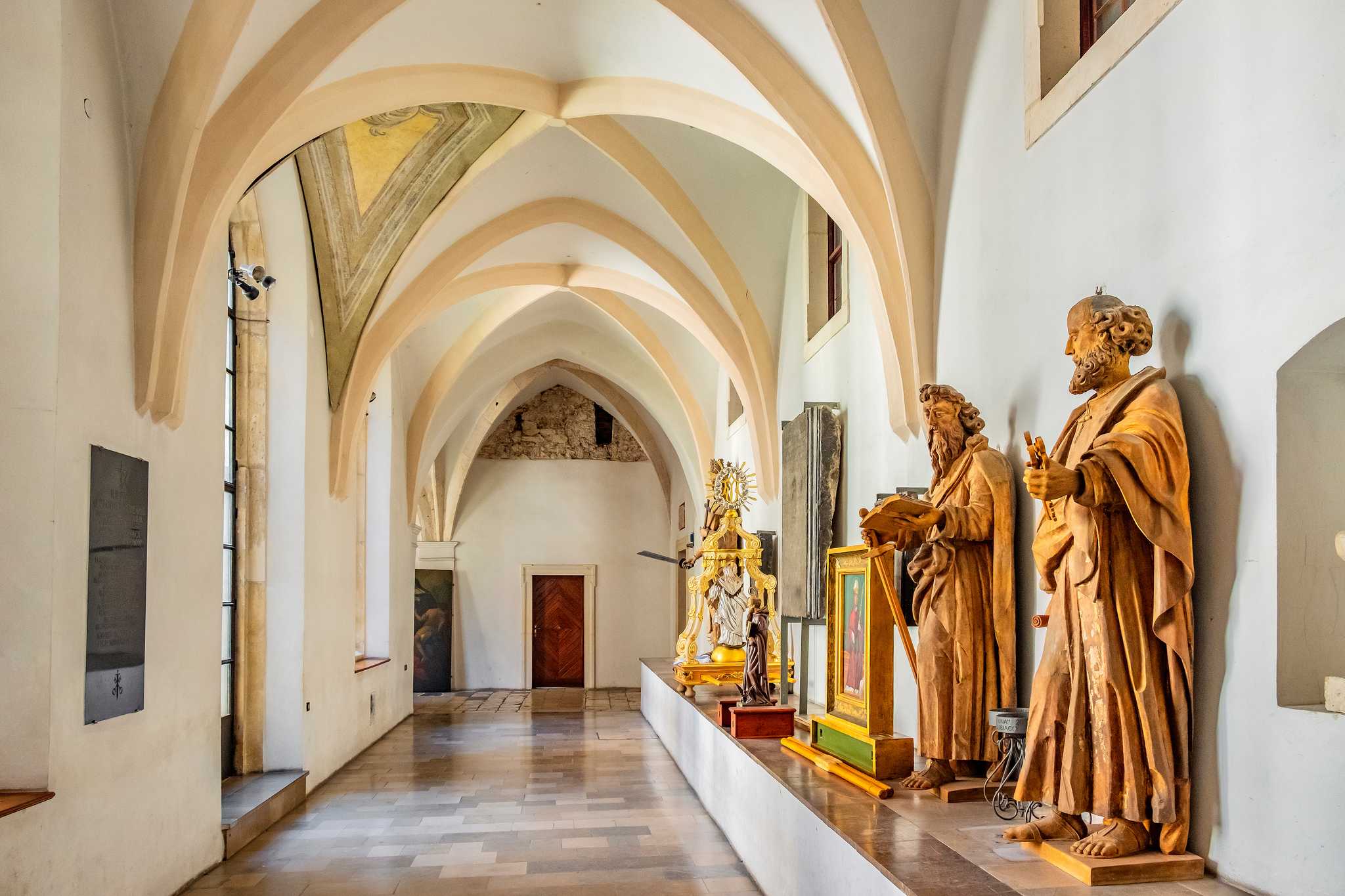 Resplan stopp vid Tyniec Abbey på privat dagsutflykt från Krakow