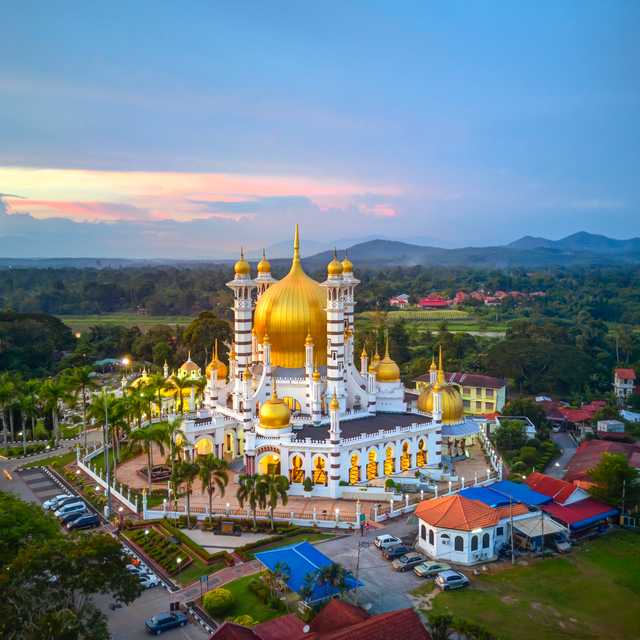 Ipoh to Kuala Kangsar and Taiping: Private day trip
