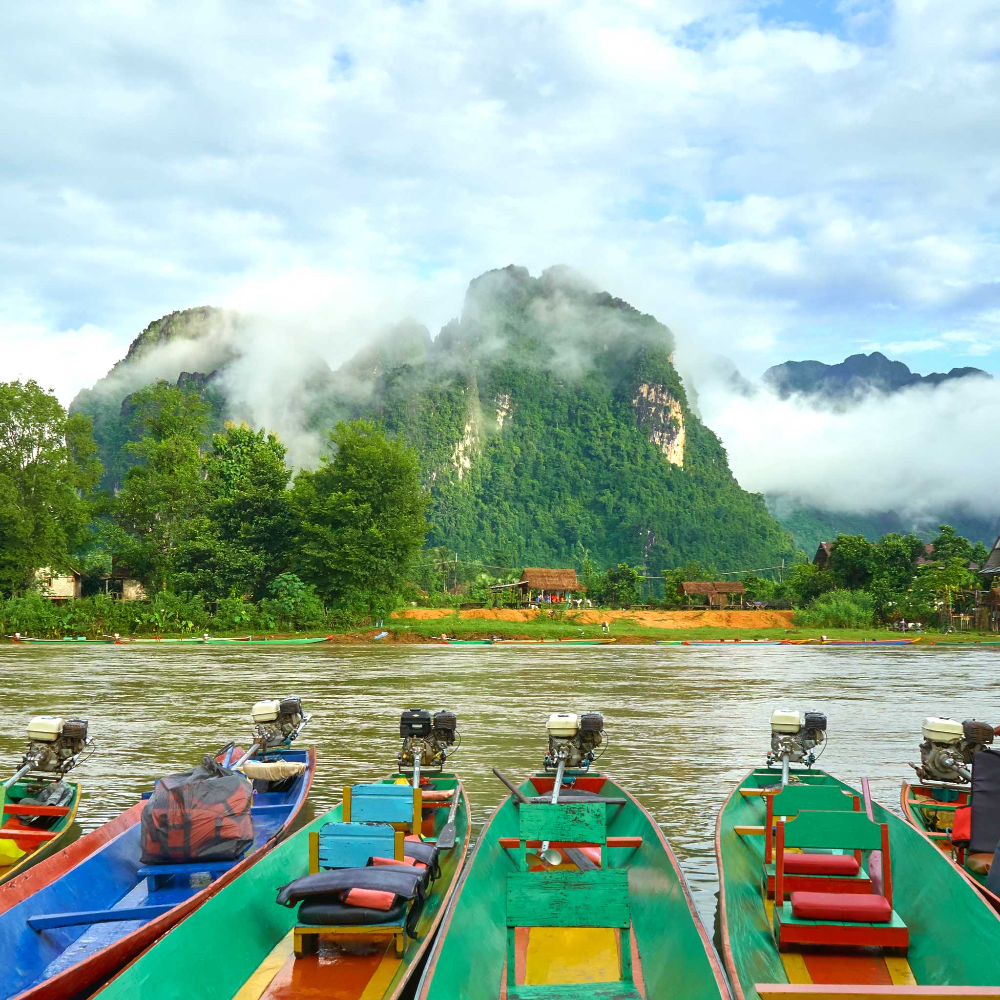 Private car transfers in Laos from Vang Vieng