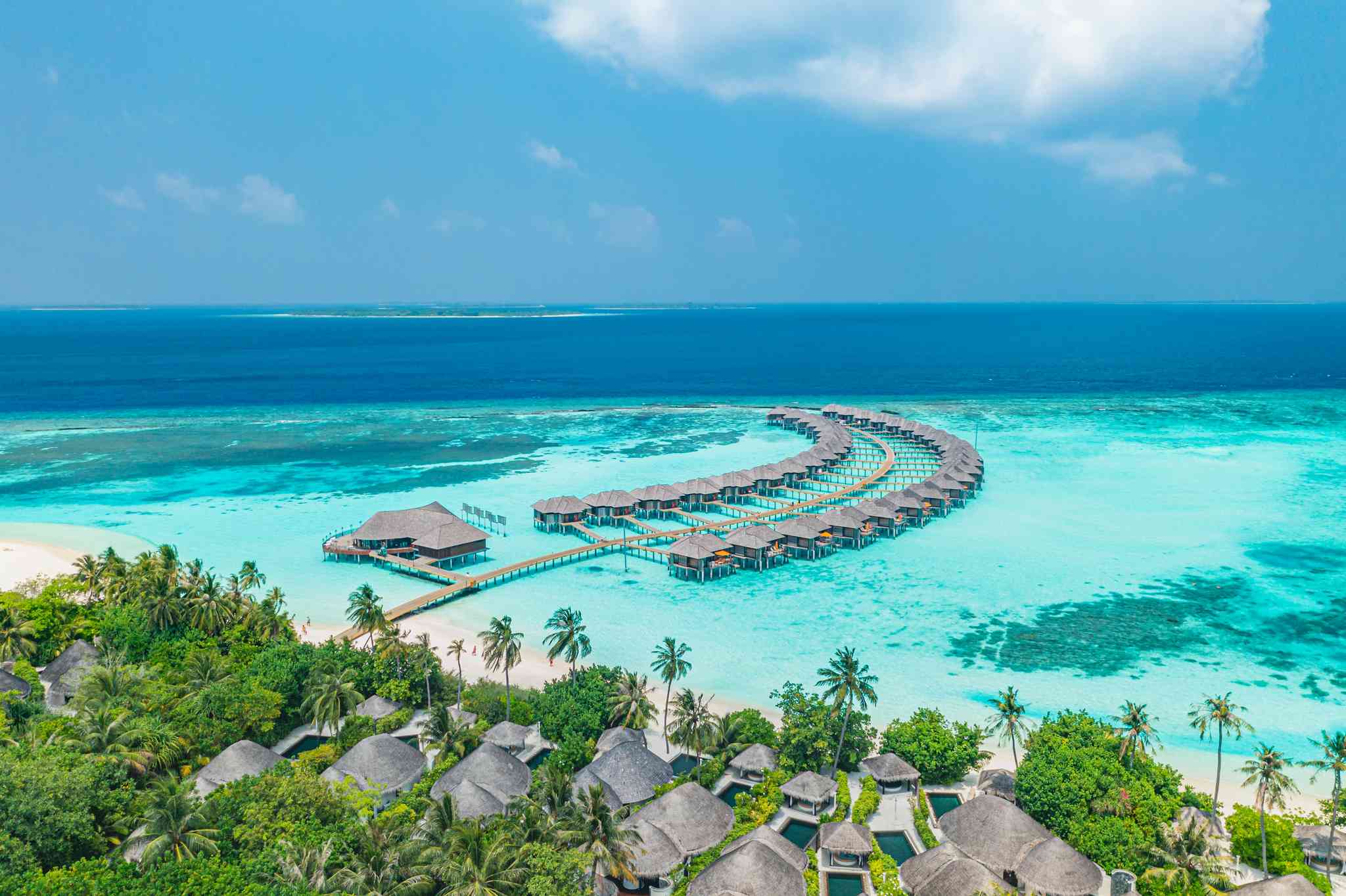 Scenic view of Male - private day trip from Velana International Airport - photo 5