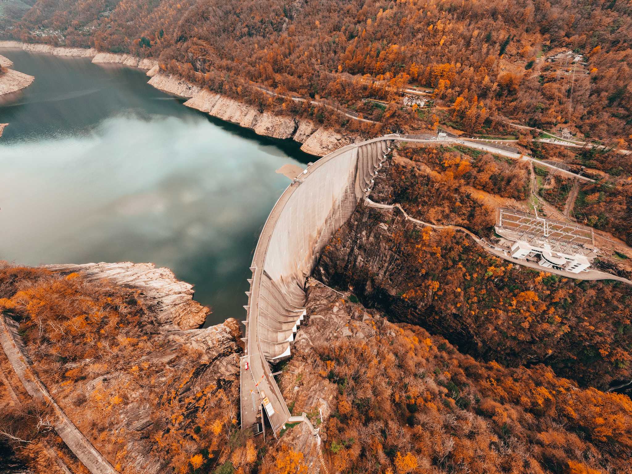 Verzasca Dam