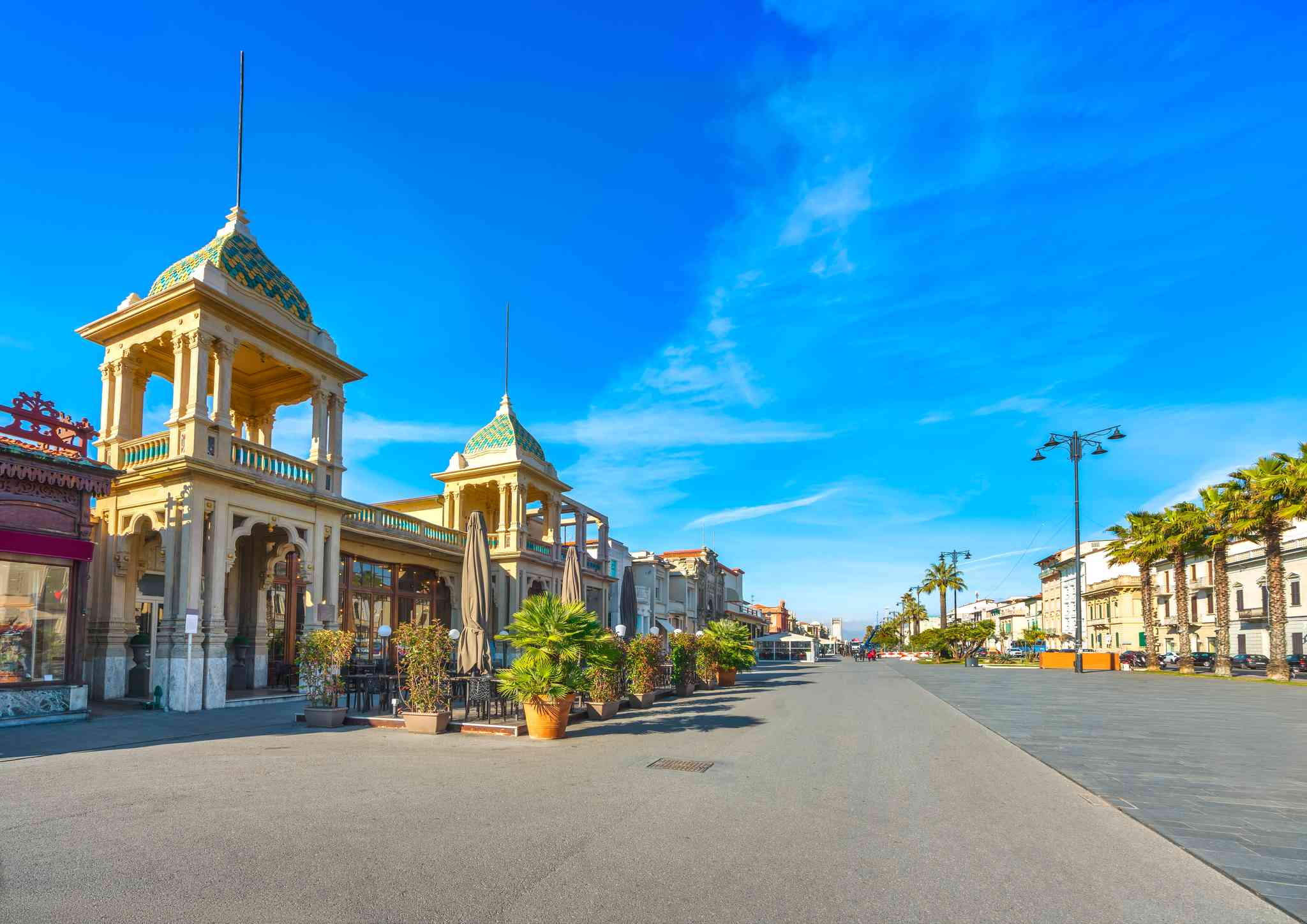 Scenic view of Viareggio - private day trip from Florence - photo 4