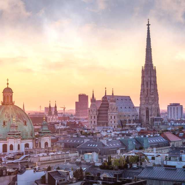 Bratislava to Vienna: Private day trip