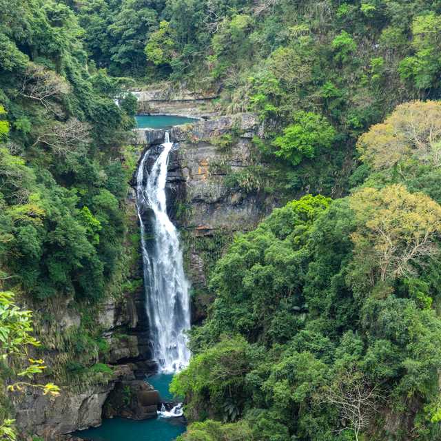 Taipei to Wulai and Xiao Wulai Waterfall: Private day trip