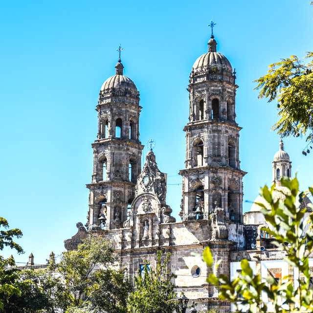 Guadalajara to Zapopan and Zapopan Basilica: Day trip