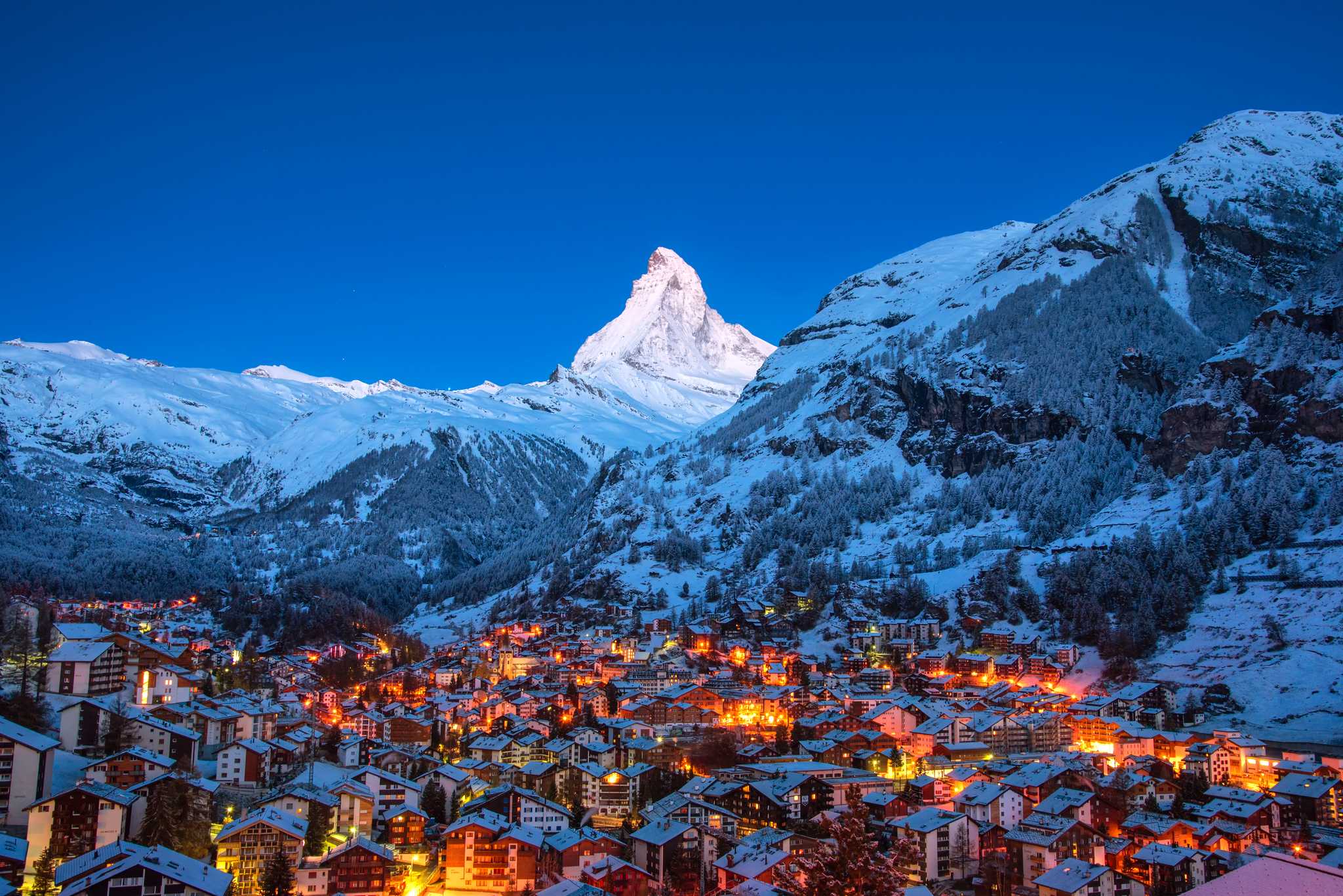 Geneva to Zermatt-Tasch station: Private day trip