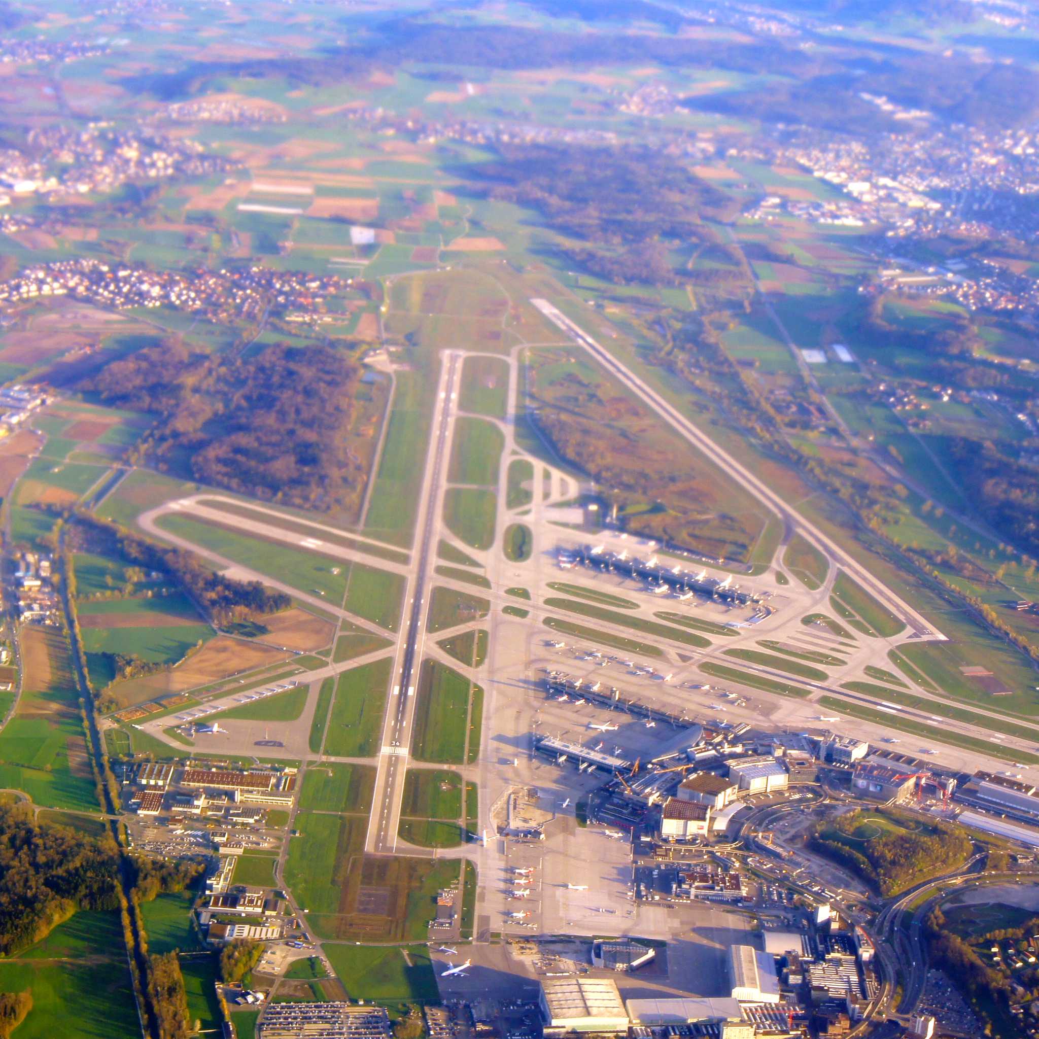 Private car transfers in Switzerland from Zurich Airport